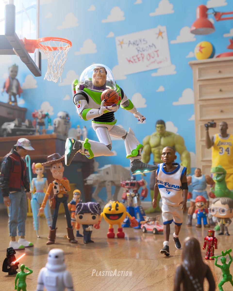 Buzz vs Lil Penny #PlasticBallerz I had to do another shot while my Andy’s Room set was still up! What’s your favorite detail in this shot??