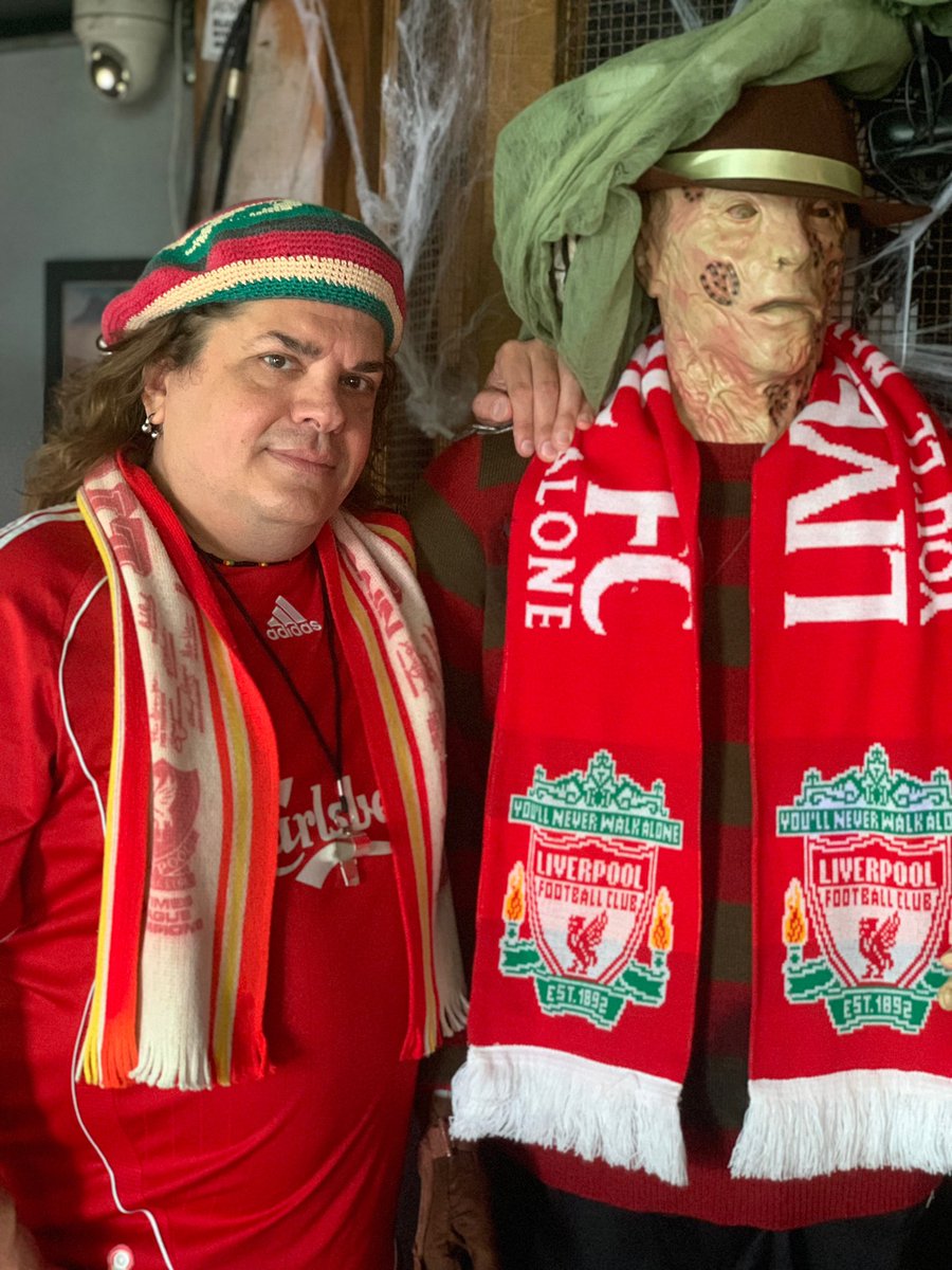 <a href="/LFCMiami/">Official Liverpool FC Supporters Club-Miami</a> morning with a VERY longtime supporter and a familiar friend. #MyPLmorning #Liverpoolloween #ReddyKreuger #YNWA!