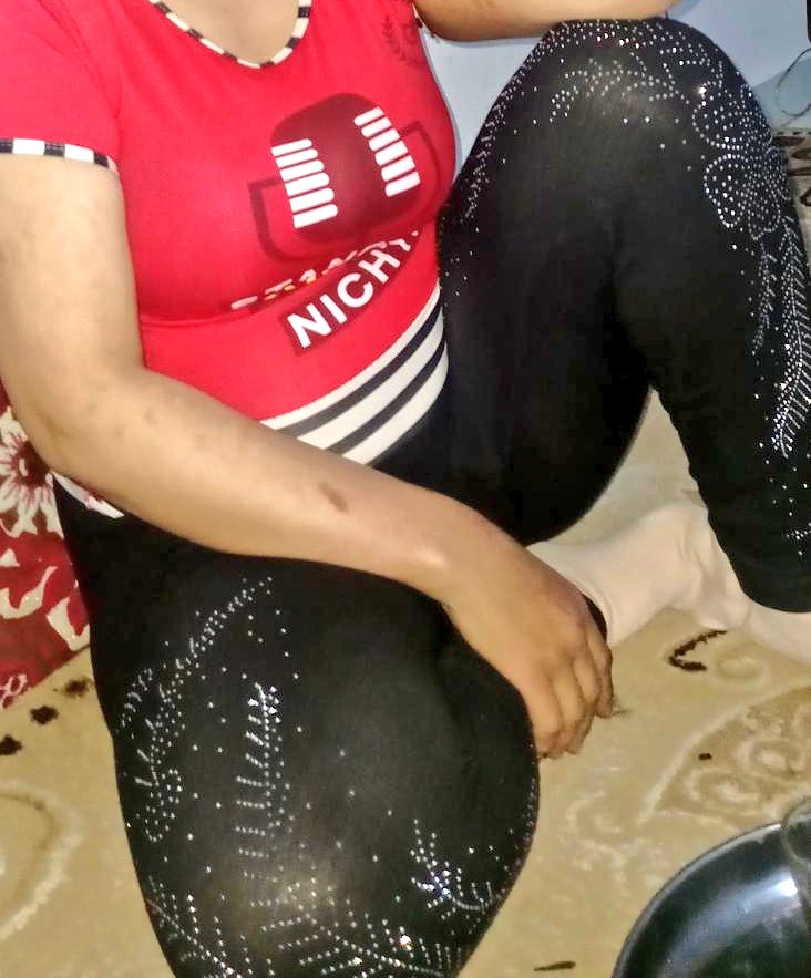 من قد شف واحده من محارمه كذا بالسروال