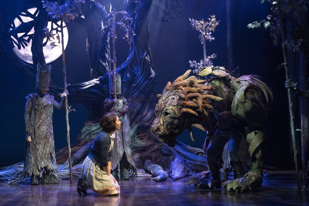 ShawTheatre's tweet photo. 🎉 Bravo to everyone involved with PRINCE CASPIAN, THE AMEN CORNER and THE GAME OF LOVE AND CHANCE as they close their shows today. Thank you for an amazing run!

📸 Kiana Woo and Qasim Khan, with the cast of PRINCE CASPIAN (Shaw Festival, 2023). Photo by David Cooper. https://t.co/5peATZAcLJ