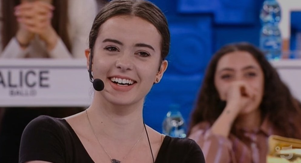 03TrashAddicted's tweet photo. Todaro: "Celentano vatti a riguardare i ballerini che hai preso gli anni scorsi"
I ballerini che la Celentano aveva gli anni scorsi:
#Amici23 https://t.co/dEQGDI0tB9