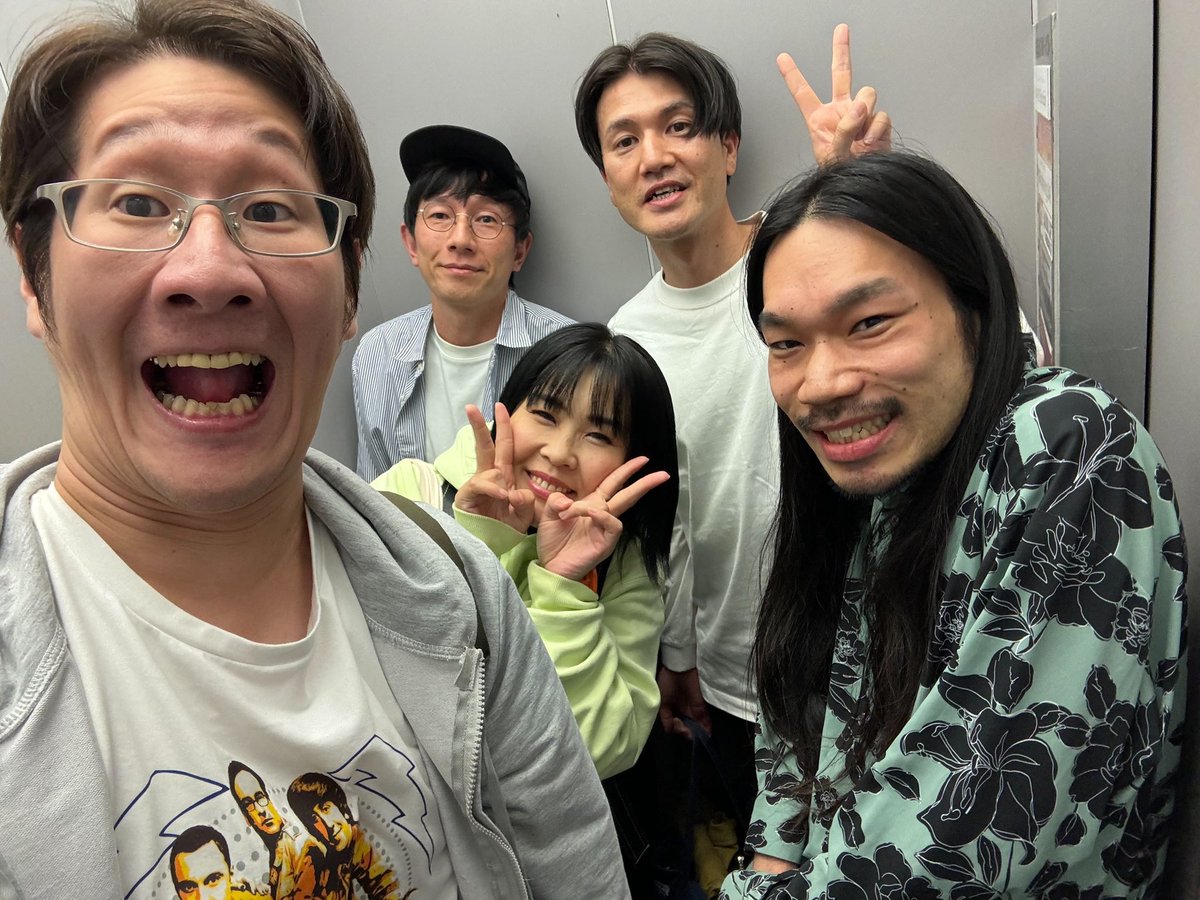 やらしい話大阪NSC32期4人と大阪NSC40期1人とぶち上がりましたわ