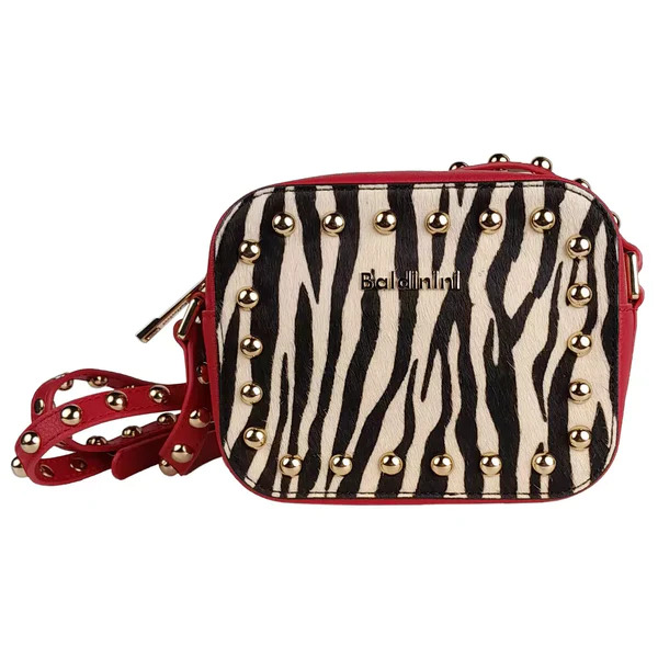 WecarryStore's tweet photo. Enhance your fashion with the Red Leather Di Calfskin Crossbody Bag from Baldinini's All About Bags collection. With a convenient zip closure and dimensions of 16.5x13x7 cm, this bag is both stylish and practical. Explore more at https://t.co/W92LiqYcNX #AllAboutBags #Elegantiks https://t.co/XUFP32AXRT