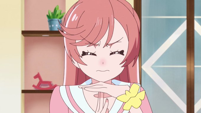 最近ニチアサは娘ちゃんとプリキュア見てるけどキュアプリズムのエネルギー弾連発って王子戦法(グミ撃ち)だね 