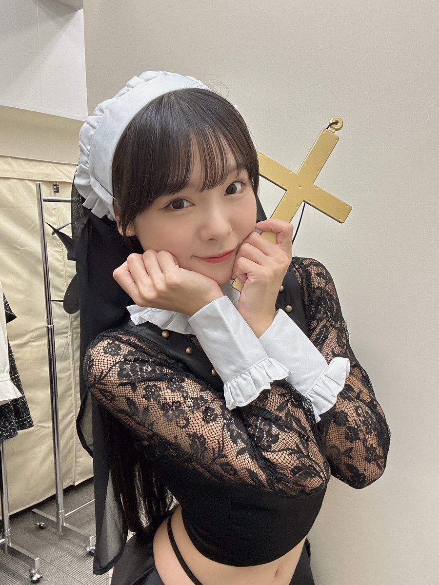 mahironakamura's tweet photo. フレッシュ撮影会[ハロウィン🎃]お疲れ様でございました！お越し下さった皆様 ありがとうございました😭✨

今日はハロウィンデーということで可愛いお衣装をたくさん着ることができて嬉しかったです…💓

だけど、MVPは獲れなかった〜😭悔しい〜😭ごめんねぇ😭次は獲れるように頑張りますっ🍀 https://t.co/7lLzHwSO7w