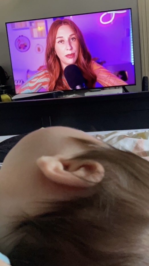 Holly___Ann's tweet photo. @charlottedobre found your Chanel on Maternity Leave and it’s all my baby and I are watching…24/7! https://t.co/Dos4Q7SIae