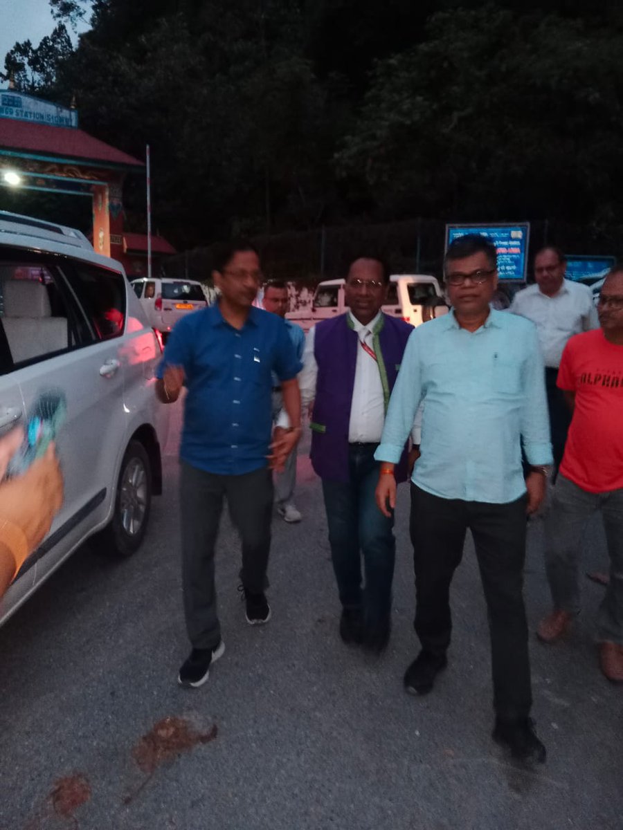 nhpcltd's tweet photo. Sh R.K. Chaudhary, Director (Tech), NHPC inspected Dam (Dikchu) &amp; Power House (Balutar) of Teesta V PS on 8.10.23 to assess impact of flash floods. He was apprised by CEO, Teesta VI HEP &amp; HOP Teesta-V &amp; efforts to restore normalcy &amp; providing relief for locals was also discussed. https://t.co/z28ps6niRp