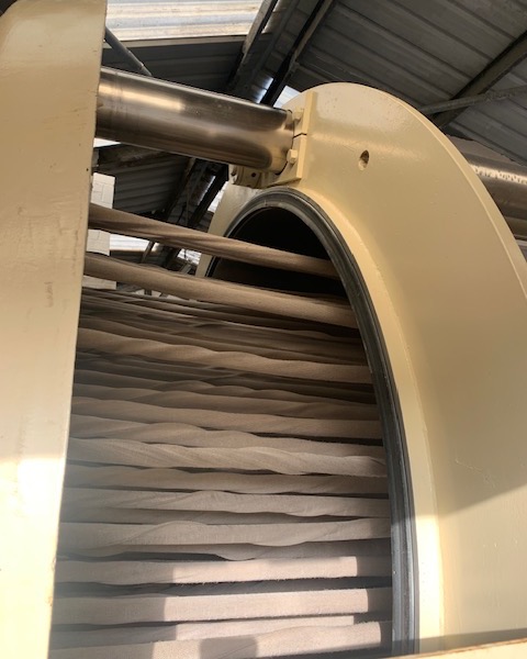 Here's a snippet of this week's progression with our new press! We are all excited to get harvesting and start pressing some apples! 🍎
#richscider #somersetcider #applepress