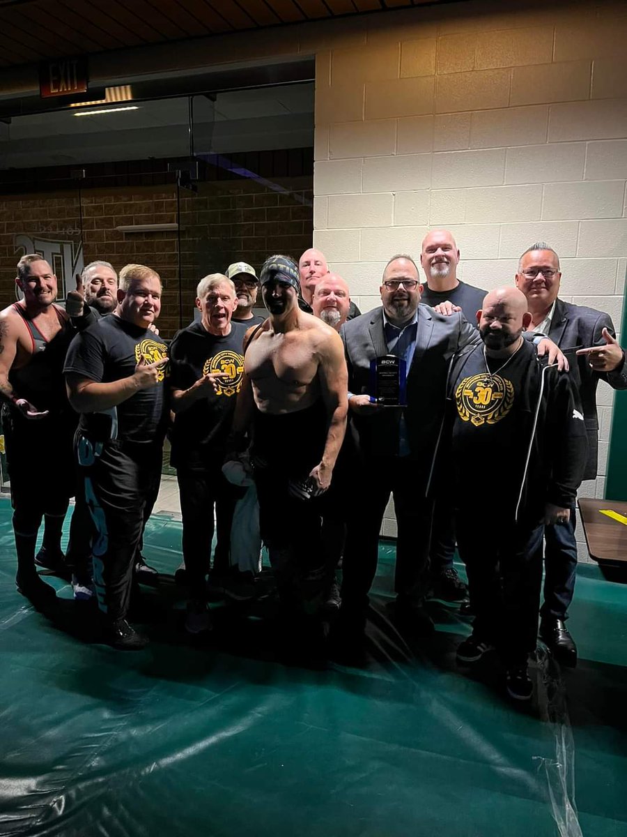 GWNPWShop's tweet image. Amazing night at @bcwonline 30th anniversary last night! The best moment of the night was the induction of @JeffKavanaugh to the BCW Hall of Fame. Meeting Olympic Gold Medalist Kurt Angle and hanging with the boys was pretty sweet too. #youdeserveit #HallOfFamer #BCW #YouSuck