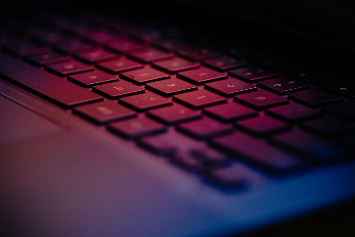 CommonKey's tweet image. 👥🚀 Elevate your team's performance with CommonKey. Our password management tool simplifies access, empowering you to achieve greatness together. 🚀💼 #TeamSuccess #CommonKeyForTheWin #Efficiency commonkey.com