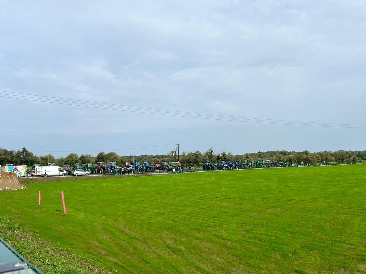 Kieransgaa's tweet photo. 🟩🟧Many thanks to all those who supported our tractor and vintage car run this morning in aid of our new pitch development in Ardagh 🟩🟧 https://t.co/DCdM6bzGKv