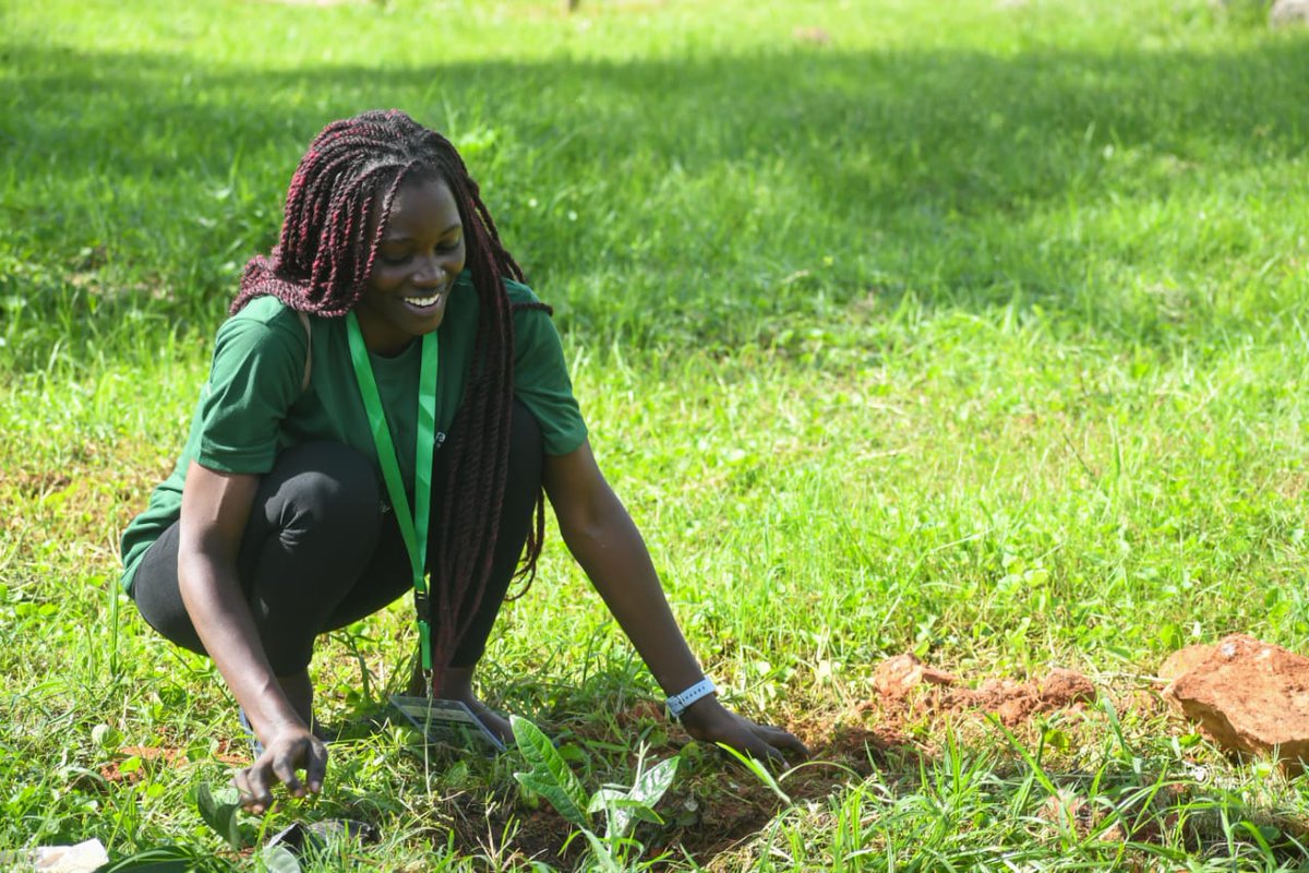 nnamulemerose's tweet photo. Creating a hopeful environment involves fostering positivity, inspiring optimism, and nurturing a sense of belief in brighter possibilities, ultimately empowering individuals to thrive and overcome challenges. Well-done Rotaractors ❤️
#creatingahopefulenvironment https://t.co/0GjoNLcjo7