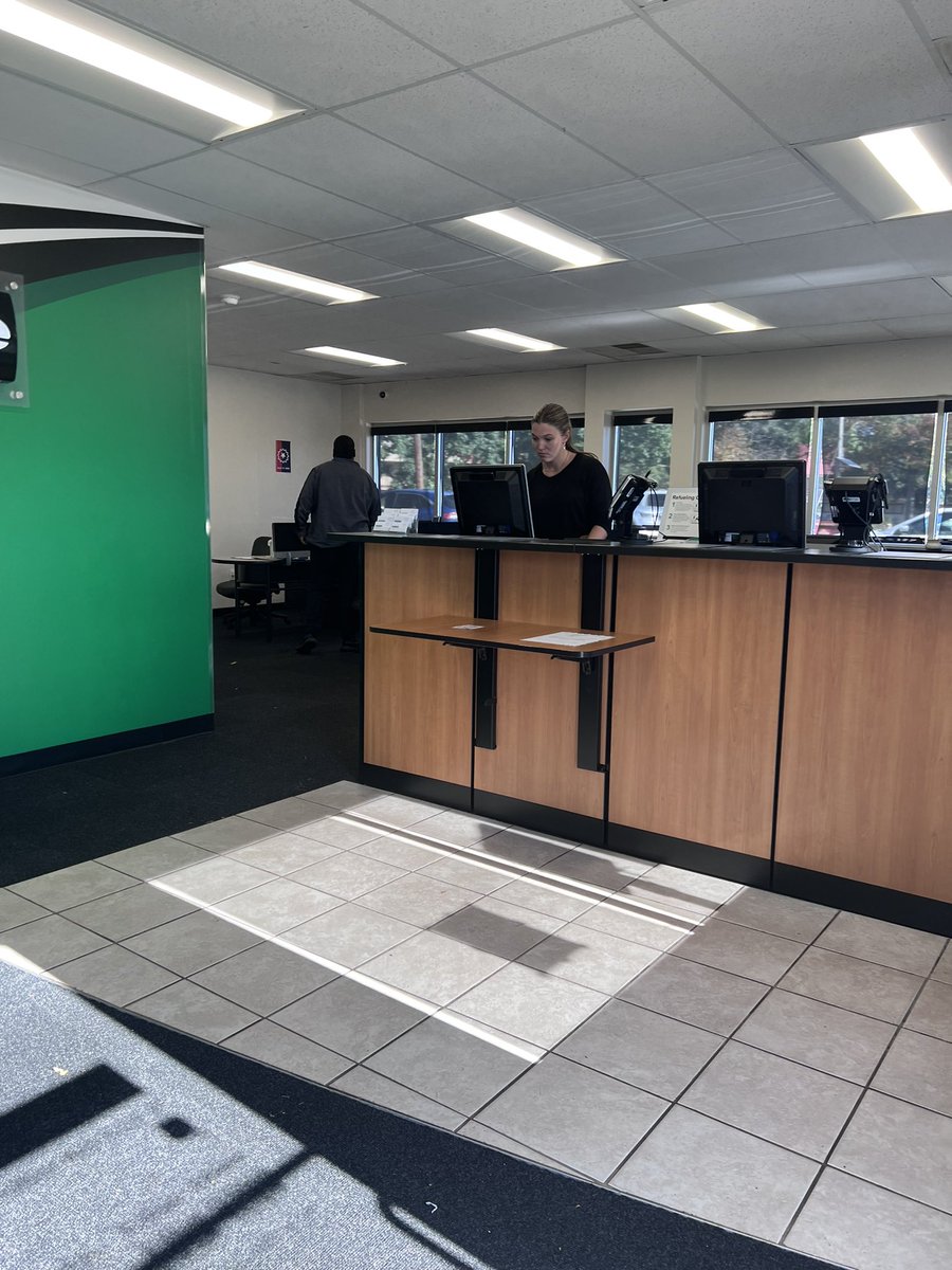 Adedayo78's tweet photo. @enterprisecares @Geico At the Lawrenceville New Jersey office of @enterprisecares this morning I encountered a racist front desk agent that declined to rent a car that I already reserved to me based on a flimsy excuse https://t.co/haohW2k05a
