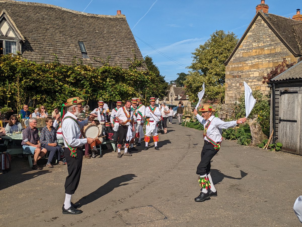 pebworthmorris tweet picture