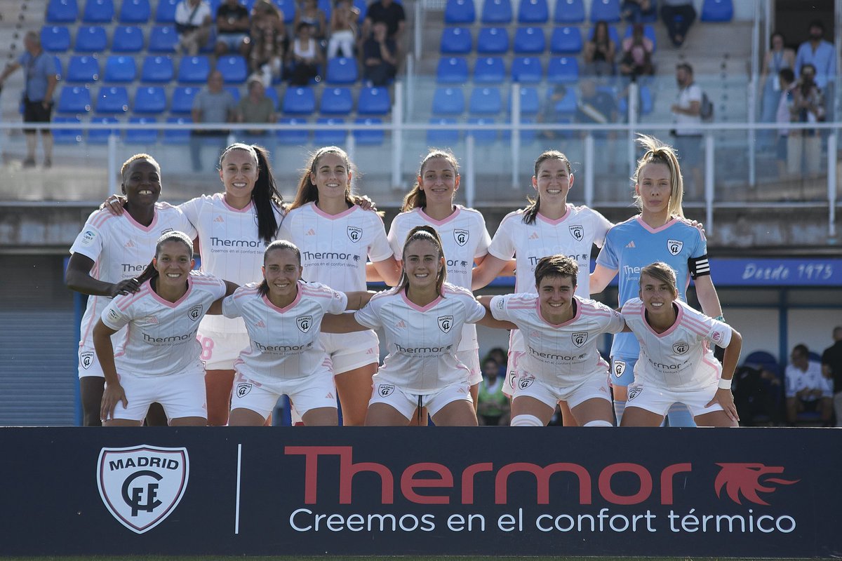 MadridCFF's tweet photo. 📷Nuestro 1️⃣1️⃣ frente al @GranadaCF_Fem.

#LigaF | #VamosMiMadrid🤍🩷 https://t.co/tPYGmVujBq