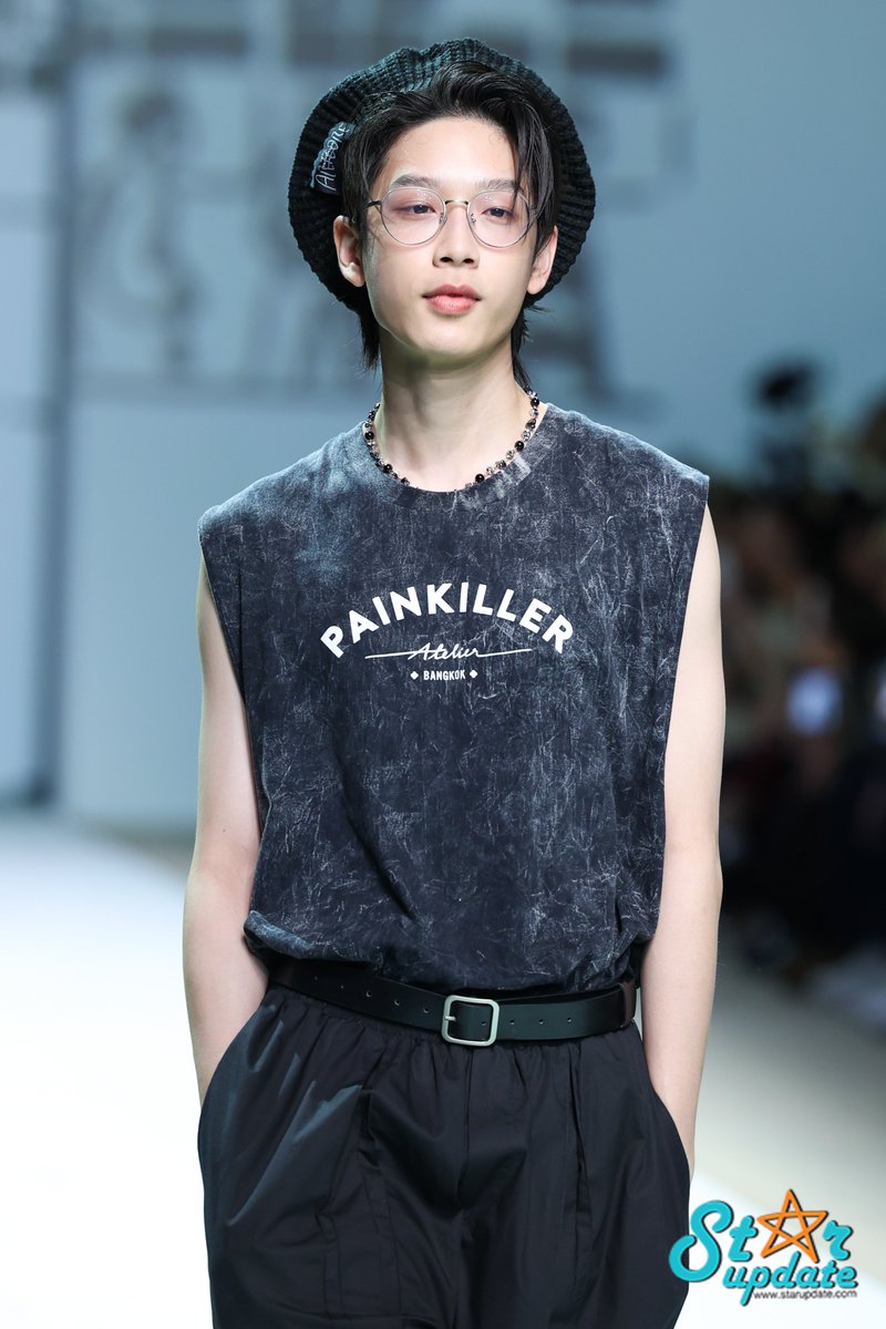 webstarupdate's tweet photo. น้องเน็กซ์กับออลแบล็คในลุคสบายๆ
#NEXnattakit
#789SURVIVAL
#PAINKILLERx789
#PAINKILLERatelier
#BIFW2023
#SiamParagonBIFW2023 https://t.co/YxPKPBNlO0