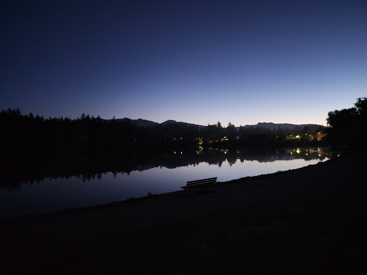 griz1's tweet photo. Another great @CityofVancouver run with #DrSRose @nationwidekids! Along #seawall at #sunrise into #SstanleyPark, past #LostLagoon to #SecondBeach! #CNSAM #CNS23 #CNS2023 #6for6 @ChildNeuroSoc @UCLABrainSPORT @MyVancouver @uclachildneuro  @CommTrailRun @WillStewNeuro @mackpurp https://t.co/DvOSBRA1eA