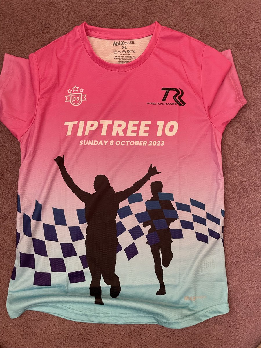 Tiptree 10 mile today with my club ,Running Colchester. I’m looking all smiley on the far left. Not so smiley at the finish after 10 miles in 25C heat and getting a stitch at mile 7. Lovely shirt instead of a medal  for finishing <a href="/runningpunks/">Running Punks</a>