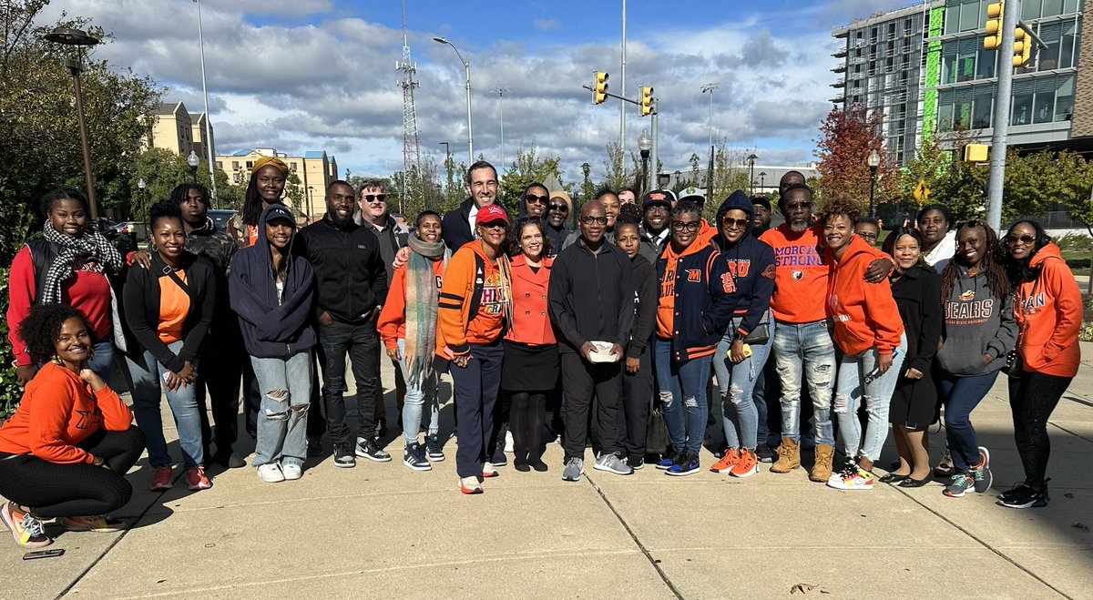 In the aftermath of a senseless tragedy I’m proud to stand with the @MorganStateU family.

Our HBCU’s are the soul of our city. Students should not have to fear for their safety in a cafeteria. We need justice and healing. Proud of @Ed2BeFree @taradolby and the other Alumnae that