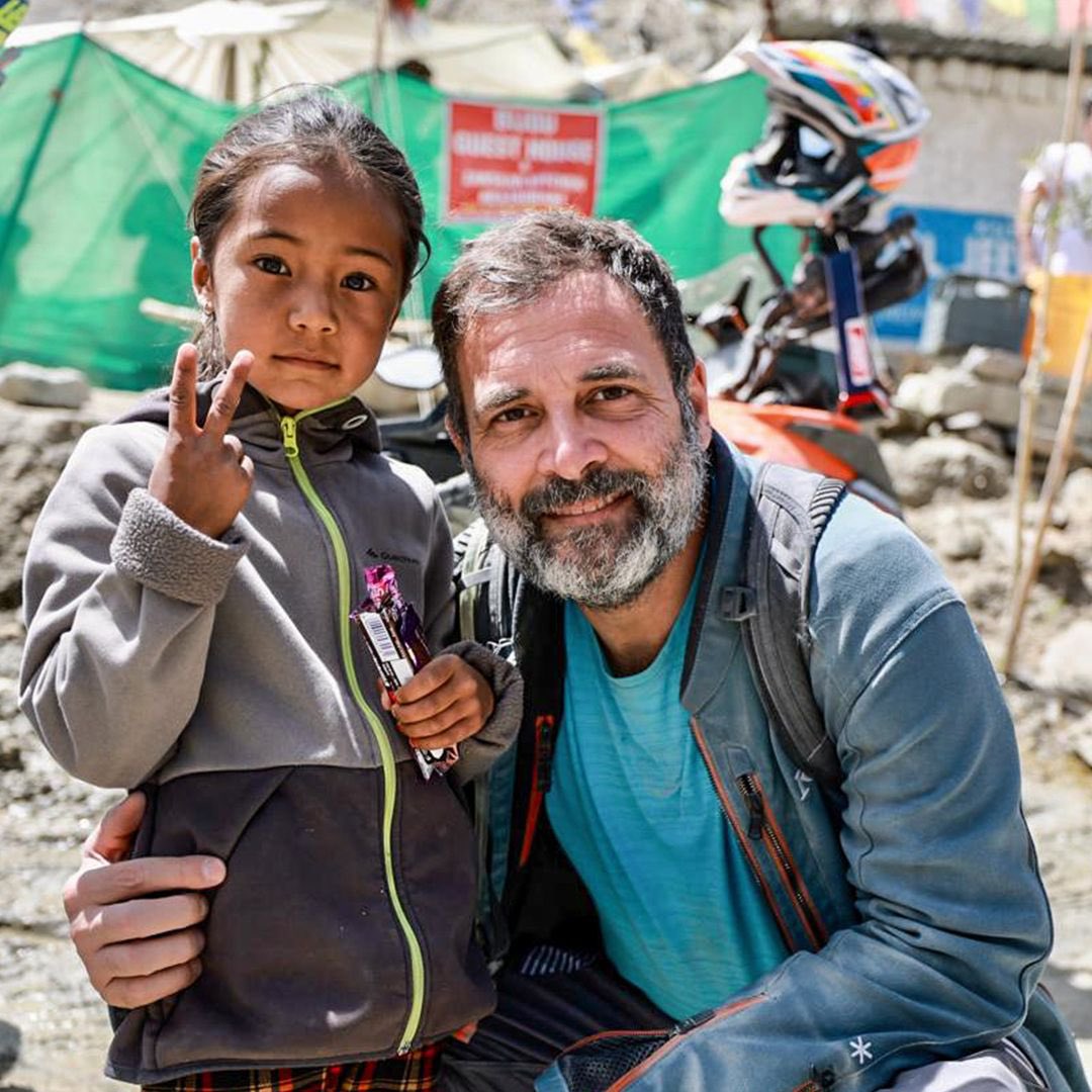 SupriyaShrinate's tweet photo. Congress + NC : 22
BJP : 2
Independent : 1

The people of Ladakh- Kargil have spoken decisively. A resounding mandate for us in the Ladakh-Kargil Autonomous Hill Council elections - the first electoral exercise since abolition of Art 370.

In August @RahulGandhi ji’s Bharat Jodo Yatra all across Leh-Ladakh met and assured the people of the region that their voices matter.
