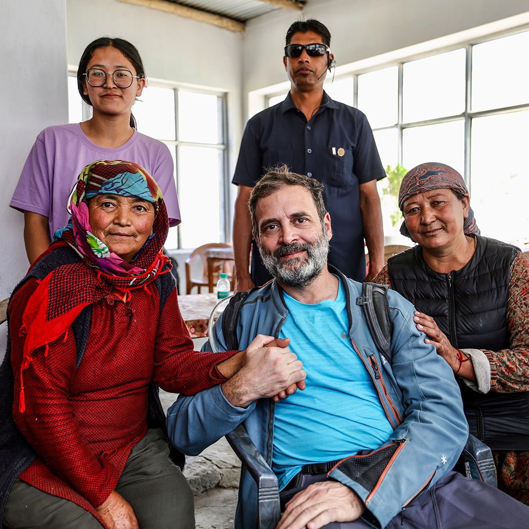 SupriyaShrinate's tweet photo. Congress + NC : 22
BJP : 2
Independent : 1

The people of Ladakh- Kargil have spoken decisively. A resounding mandate for us in the Ladakh-Kargil Autonomous Hill Council elections - the first electoral exercise since abolition of Art 370.

In August @RahulGandhi ji’s Bharat Jodo Yatra all across Leh-Ladakh met and assured the people of the region that their voices matter.