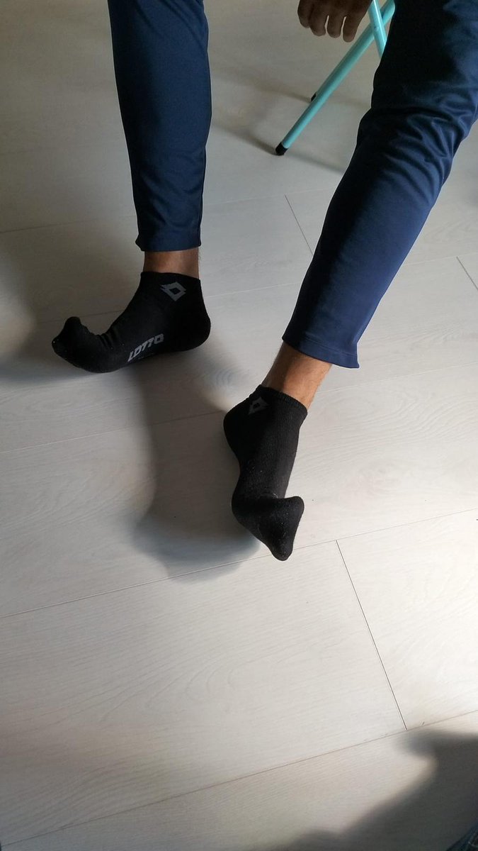 MaskedAlphaL's tweet photo. DM for private toe wiggle sessions and more
#footmaster #malefeet #findom #findomnl #cashmaster #humanatm #footslave #blackalpha #blackfeet #footworship #alpha #cashpig #findommaster #cashmaster #cashfag #tikkieslaaf #findombe #findomuk #blackmail #size12 #size46 https://t.co/hIbYxGbZee