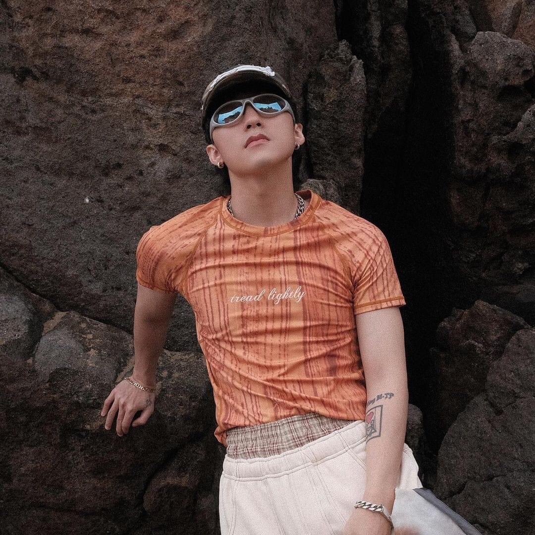 MTPGlobalUnion's tweet photo. [@sontungmtp777’s IG UPDATE]

“ Seems like .... 🌻"

#SonTungMTP #SKYMTP https://t.co/WJSfEDQtdx