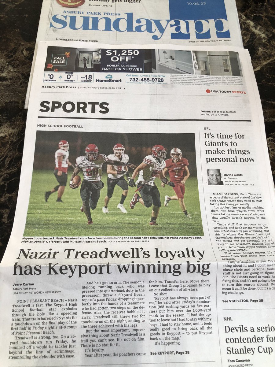 FBKeyport's tweet photo. We live in a digital world, but this is a special moment for Keyport FB and its players being PRINTED on front page of @APPSportsDesk Sunday Sports section.
Thank you @NJHoopsHaven for encapsulating what makes Keyport a special place to play, grow and compete.
GO GET A COPY! https://t.co/shcvlNKLju