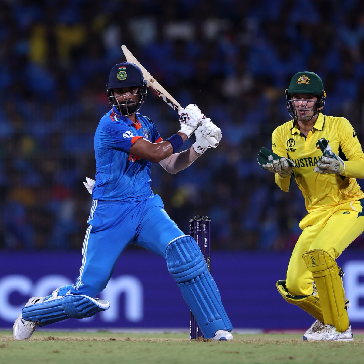 BCCI's tweet photo. 5️⃣0️⃣ &amp; counting!

Excellent half-century from KL Rahul, who also completes a 💯-partnership with Virat Kohli 👏👏

Follow the Match ▶️ https://t.co/ToKaGif9ri

#CWC23 | #INDvAUS | #TeamIndia | #MeninBlue https://t.co/gPBWr9QH7A