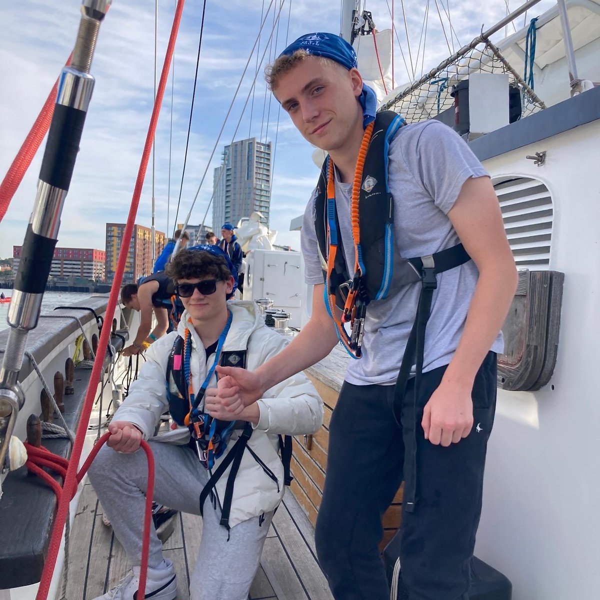 OYTSouth's tweet photo. Our great crew from @BruneParkSchool and @BayHouseSchool, fresh from completing the #CSSR23 race yesterday, took over navigation, pilotage and VHF calls on the return to Southampton today.
Would YOUR school like to do something like this next year? https://t.co/gRYYe08AUp https://t.co/Jf0M91HyOC
