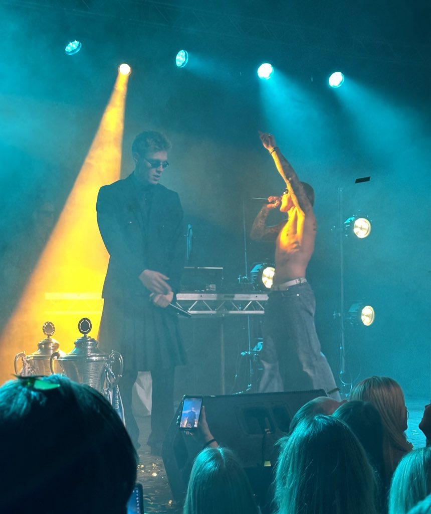 Hörður tweet media