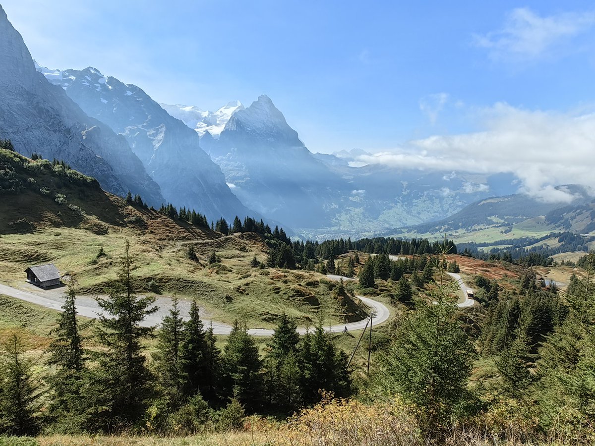 andreas_ruf's tweet photo. Wundervoller MTB Tag an der großen Scheidegg 😍 https://t.co/UDa8GmDPKd
