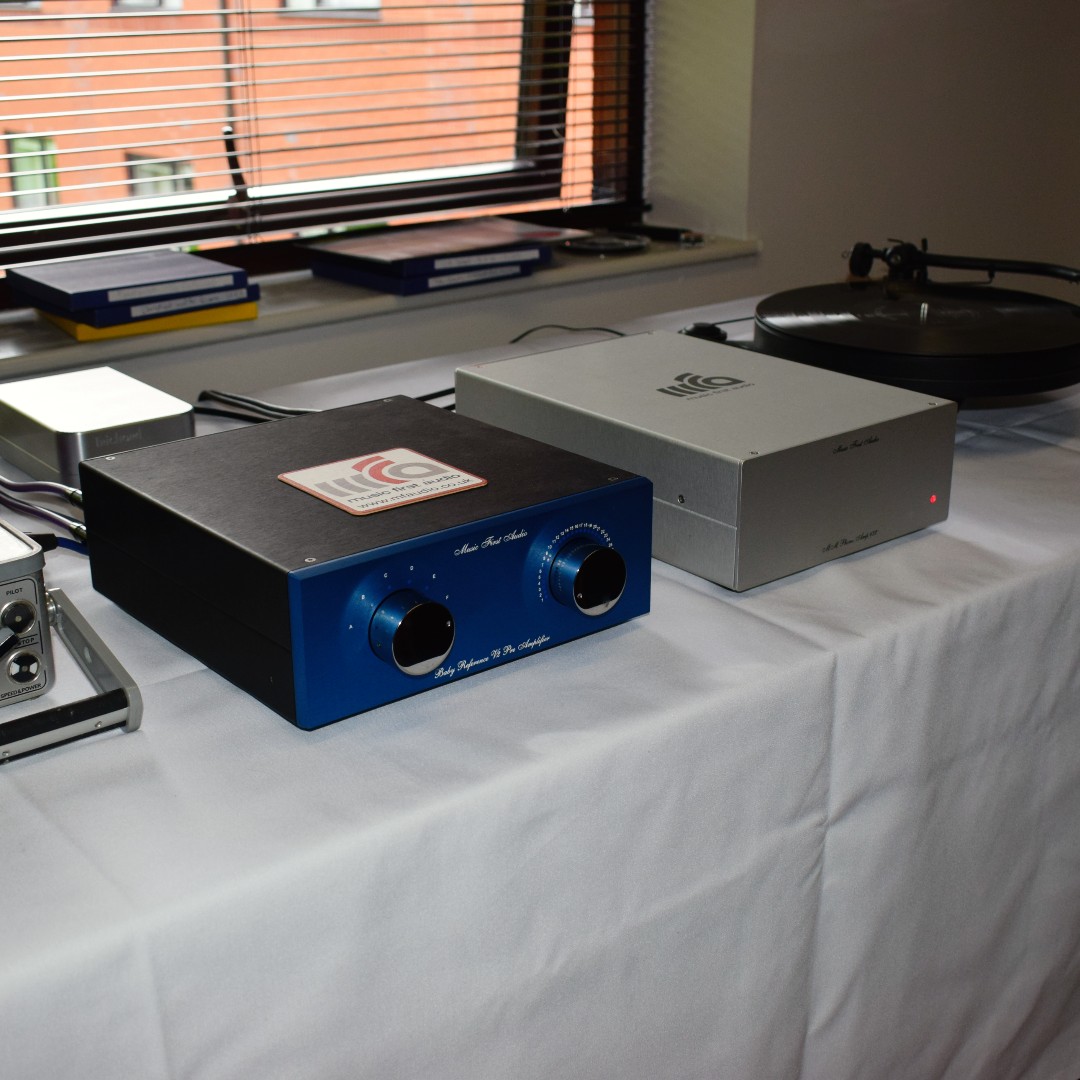 AudioShowUK's tweet photo. @MusicFirstAudio, a long-term supporter of the #UKAudioShow, plans to increase its presence in 2024 by forming partnerships with past and present exhibitors. See his Transformer Passive Pre Amp with @grahamls59 LS59 Loudspeakers and @longdogaudio Power Amps in Syndicate 40. https://t.co/kckMCZXCYp