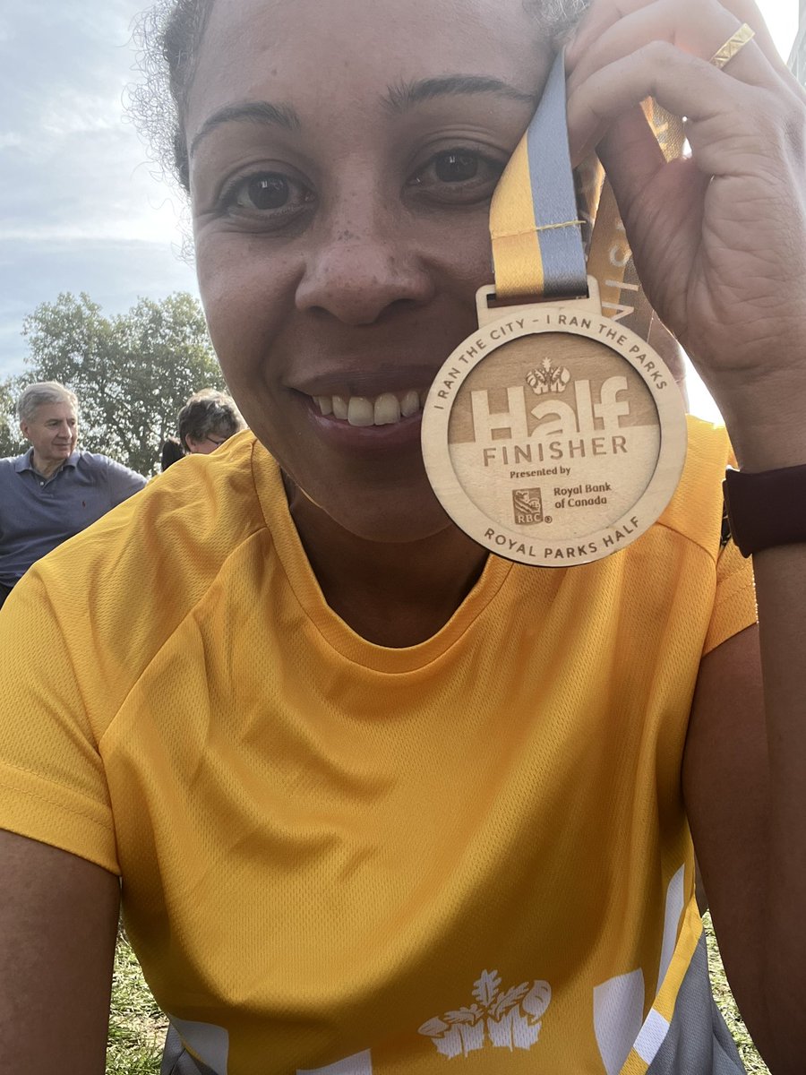 Did not die but almost fainted in the #RoyalParksHalf today! Take them heat warnings seriously, kids! 

Such a beautiful route. Finished in 2:01:28, which I’m really pleased with for my first race following my foot surgery.