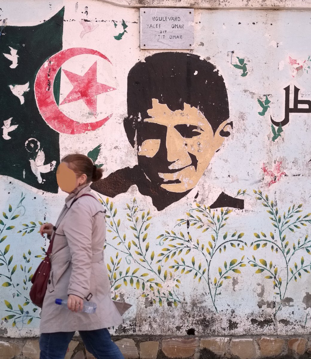 maelassal's tweet image. Azzefoun (wilaya de #Tizi_Ouzou) : Boulevard Omar Yacef, dit "P'tit Omar" tombé au champ d'honneur le 8 octobre 1957 à la #Casbah d'Alger, avec Ali La Pointe, Hassiba Ben Bouali et Mahmoud Bouhamidi... Le p'tit Omar avait 13 ans 🇩🇿🕊️

#الجزائر 
#Algerie 
#Alger