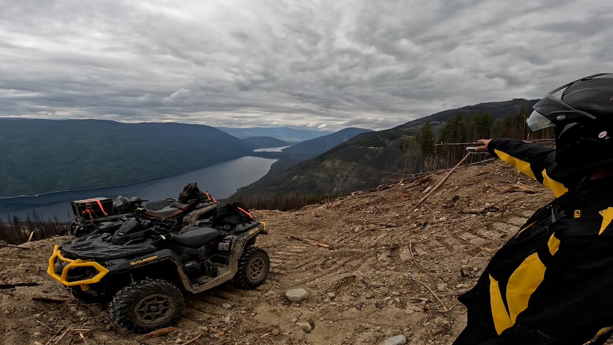 MountainStdTime's tweet photo. Enjoying the view as we worked our way back down this steep cutbblock! 

"Trying to find the GORGE!  Can-Am 1000cc OUTLANDER Quads- Sicamous, British Columbia //S1E4" Full MST episode on YouTube! 

#canamoutlander #canamoffroad #quadding #sicamousbc https://t.co/61XYfjqhhf