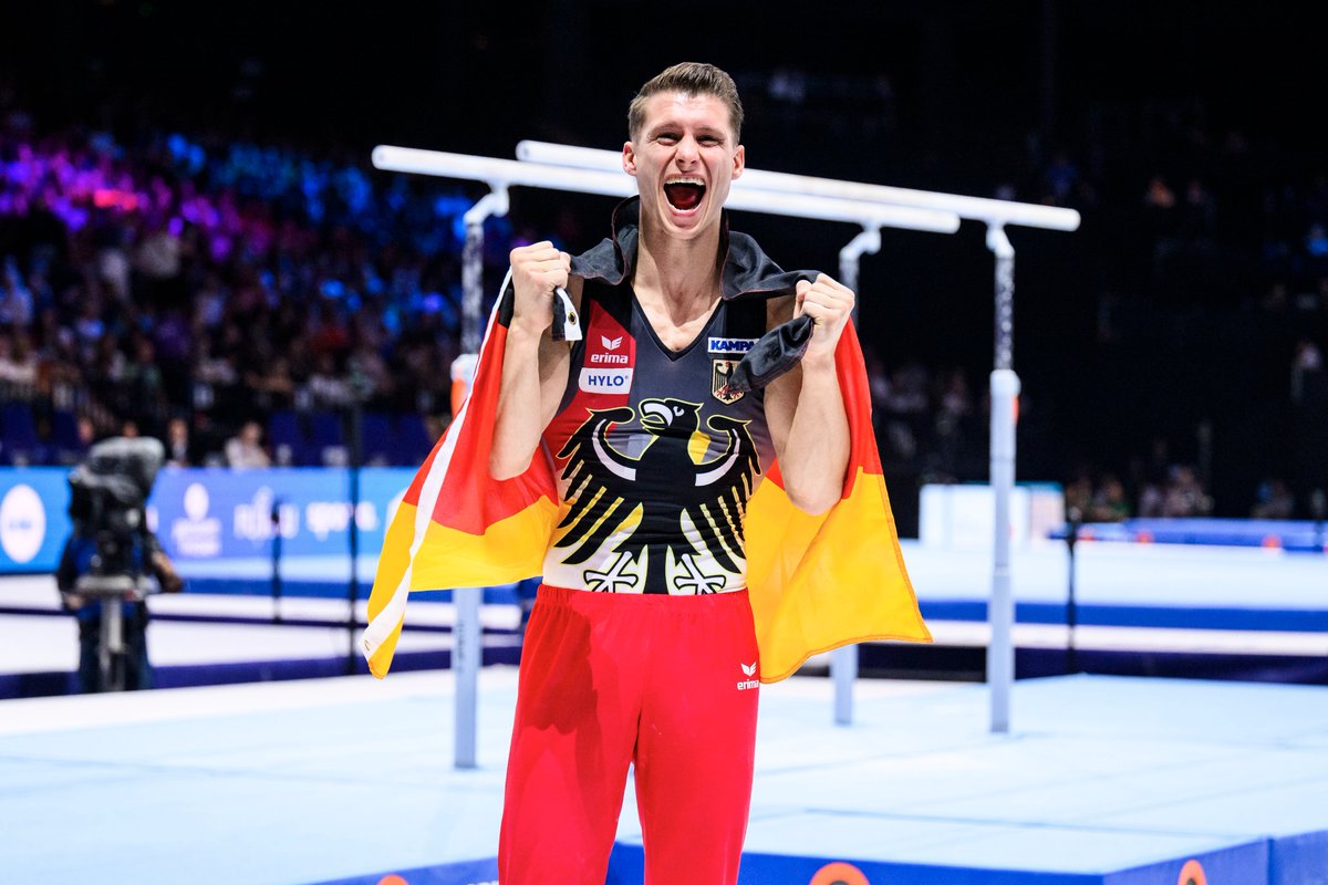 WELTMEISTER! <a href="/DauserLukas/">Lukas Dauser</a> macht es wahr und gewinnt bei der Turn-WM in Antwerpen Gold am Barren.🥇 Welch ein Abschluss der Titelkämpfe! <a href="/TeamD/">Team Deutschland</a> <a href="/gymnastics/">World Gymnastics</a> #turnteam #GoldMedal 

dtb.de/weitere-nachri…