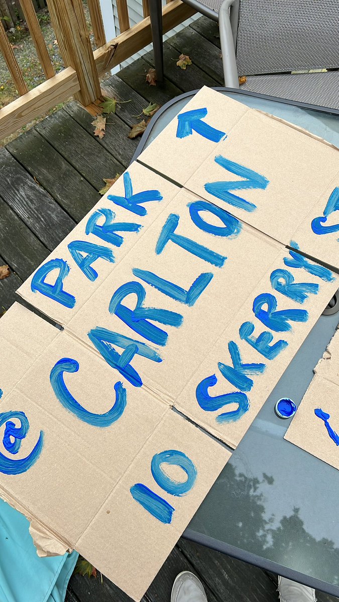 malmal113's tweet photo. Parking Lot is open at Carlton Innovation School for tourists arriving in #SalemMA  today! Come support our PTO fundraiser!! https://t.co/iCsC3OCCk2