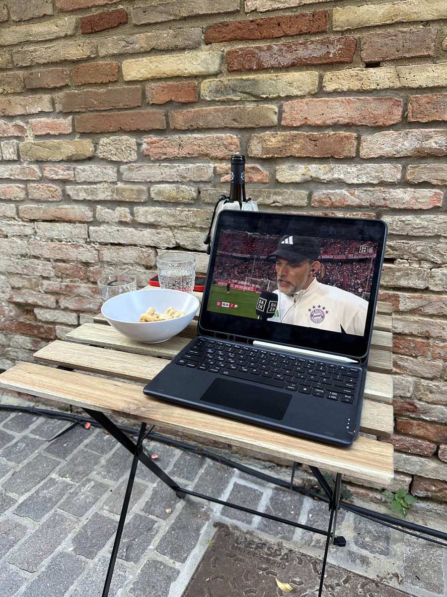 Es ist angerichtet ⁦<a href="/fcbscf/">FCBSCF</a>⁩ SC Freicurg vor ⁦<a href="/scfreiburg/">SC Freiburg</a>⁩