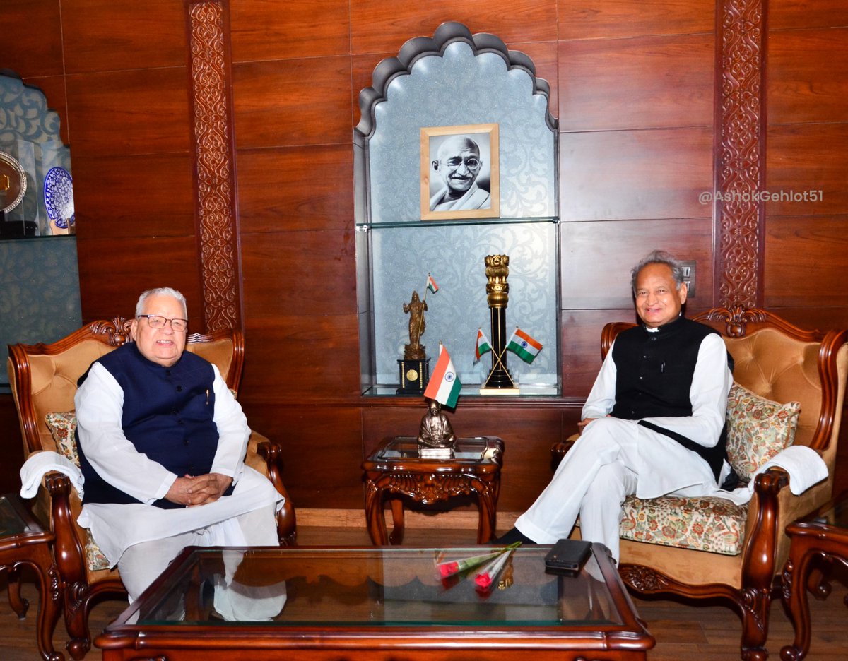 Ashok Gehlot (@ashokgehlot51) on Twitter photo आज राजभवन में माननीय राज्यपाल श्री कलराज मिश्र जी से शिष्टाचार भेंट की। इस दौरान राजस्थानवासियों के हित में कई विषयों पर विमर्श किया।
<a href="/KalrajMishra/">कलराज मिश्र (Kalraj Mishra)</a> आज राजभवन में माननीय राज्यपाल श्री कलराज मिश्र जी से शिष्टाचार भेंट की। इस दौरान राजस्थानवासियों के हित में कई विषयों पर विमर्श किया।
<a href="/KalrajMishra/">कलराज मिश्र (Kalraj Mishra)</a>