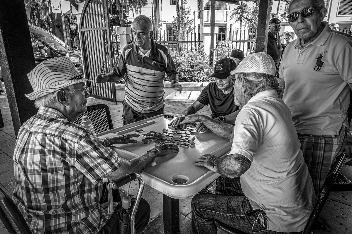 shadowfoxsports's tweet image. Game is on at Domino Park in Little Havana, Florida. 

#DPSWeeklyChallenge #dpsboardgames #littlehavana #streetphotography