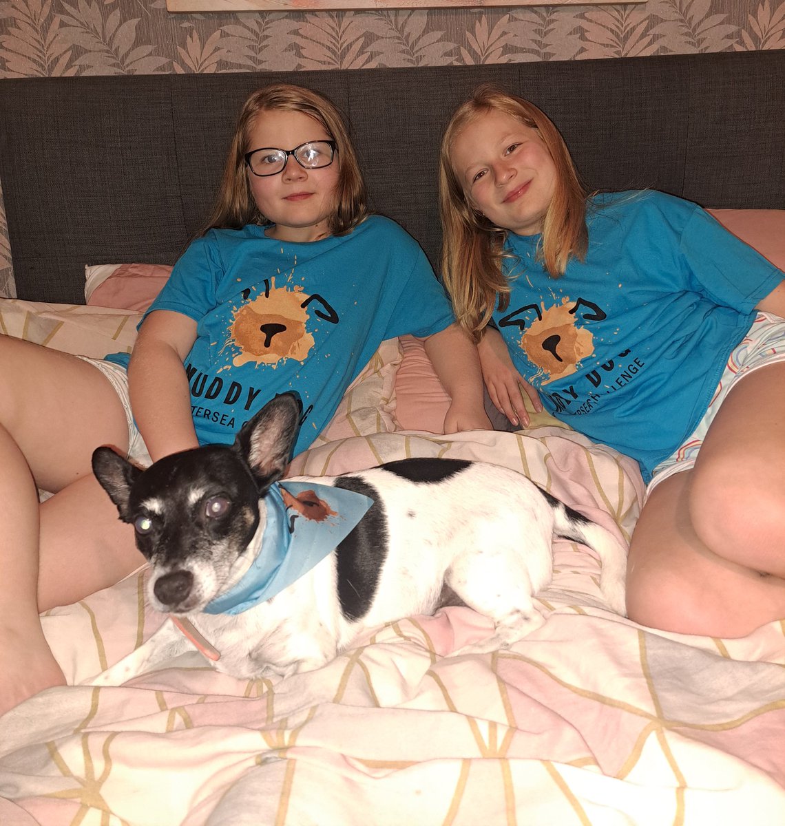 SarahSeaman8's tweet photo. This Saturday the girls are taking part in the 5K Muddy Dog Challenge raising money for @Battersea_ 

https://t.co/B7UnEEnt6K

#healthyselfie #raisingmoney @staynorHprimary @MrJeff85 https://t.co/bhNyNFDdIw