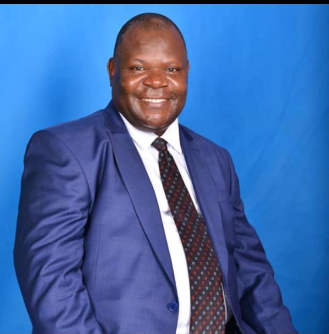 RuhakanaR's tweet photo. We have lost a very fine, senior, dedicated and patriotic civil servant, Mr James Collins Dombo. Mr Dombo, among many other assignments also served as my Senior Private Secretary and Undersecretary in the Office of the Prime Minister. 1/2 https://t.co/PUn3jrkMqx