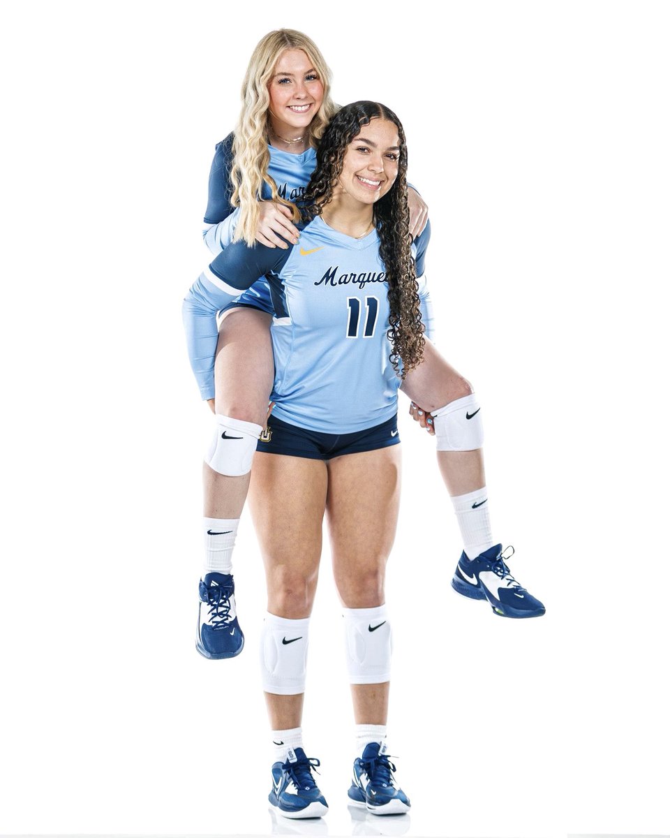 AveryHelms24's tweet photo. I had such a great time taking my official visit this weekend. Can’t wait to play with these girls and call this place home in a couple years! @MarquetteVB https://t.co/1pN758DSON
