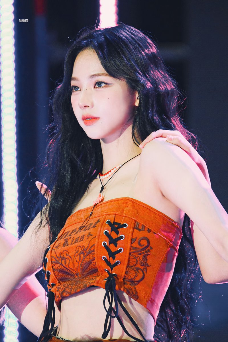 puring_pic's tweet photo. 231008 영동대로 #카리나 https://t.co/AreJHN12zK