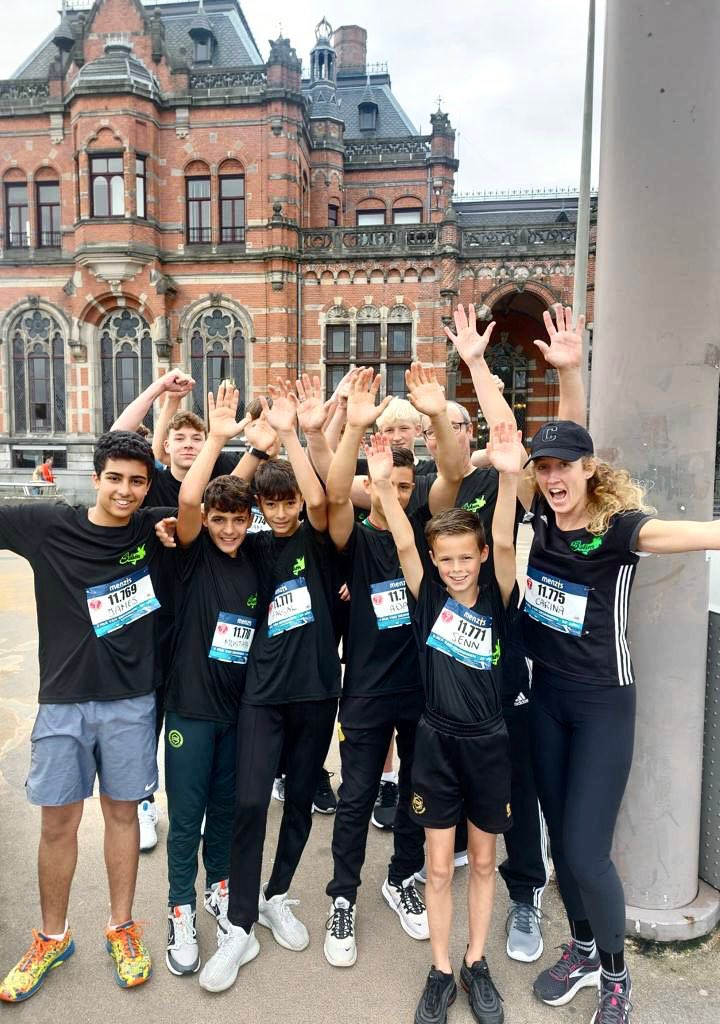 Vandaag met een mooi clubje kids (12-16 jaar) de 4 Mijl gelopen! Toppers! <a href="/HuisvoordeSport/">Huis voor de Sport</a>  <a href="/Sport050/">Sport050</a>