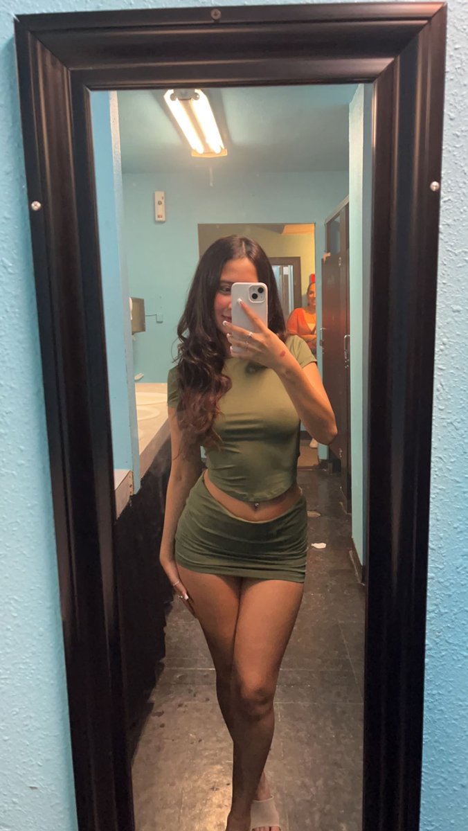 ambrey316's tweet photo. baby - Ashanti https://t.co/RXCjriMArW