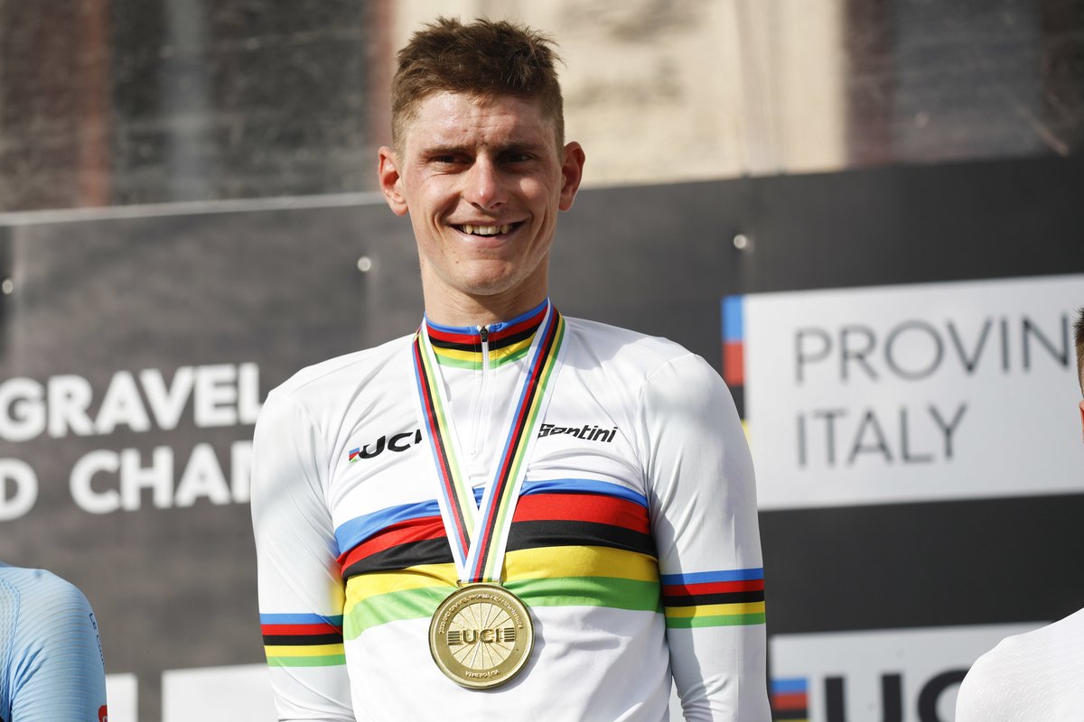 BHRVictorious's tweet image. 🌈 #Veneto2023 

📰 REPORT @UCI_cycling Gravel World Championships

🗣️ @matmohoric "I’m super proud of this achievement. The feeling is great. I had one of the best days on the bike; I enjoyed it so much!"

🔗 bit.ly/MohoricGravelW…

📸 @SprintCycling