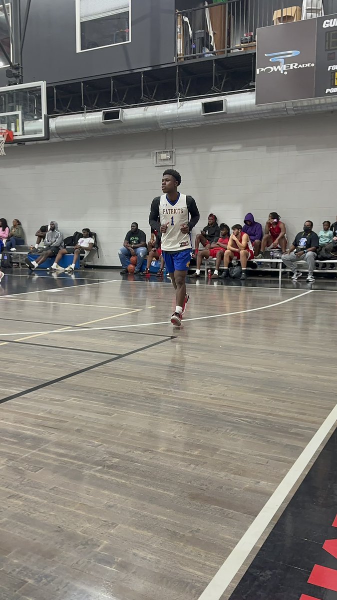 Cole_Ajani1's tweet photo. Got an opportunity to showcase my talent against some great competition this weekend at #BOTSJamboree 

Always proud of my team, we got better this weekend! @GoPHCCHoops https://t.co/Asml2zpJyu