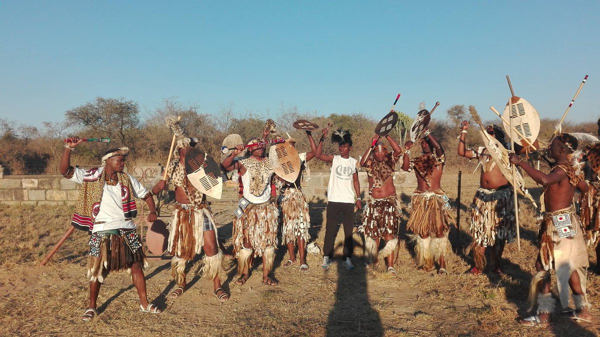 KayceeMahlangu's tweet photo. 12. This thread is not exhaustive on the subject. Please feel free to share more, educate and correct where necessary on issues of Ndebele identity in Southern Africa. ( Image : amaNdebele of Zimbabwe).

                        THE END https://t.co/x23uz8HbGY